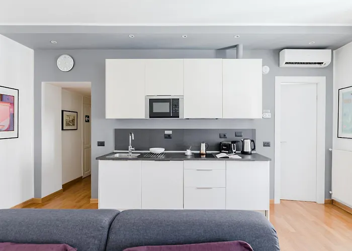 Via Tolemaide Private