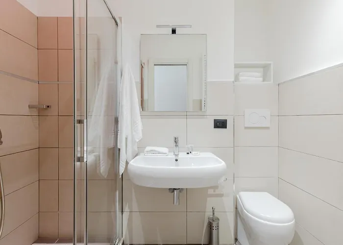 Via Tolemaide Private *